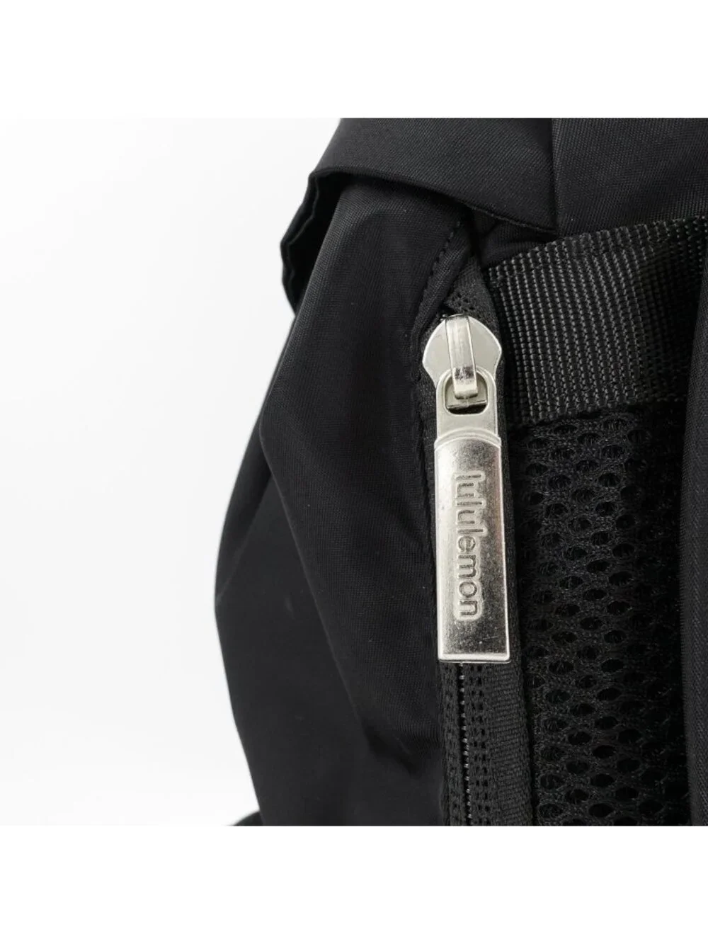 Lululemon Wunderlust Backpack 25L Black